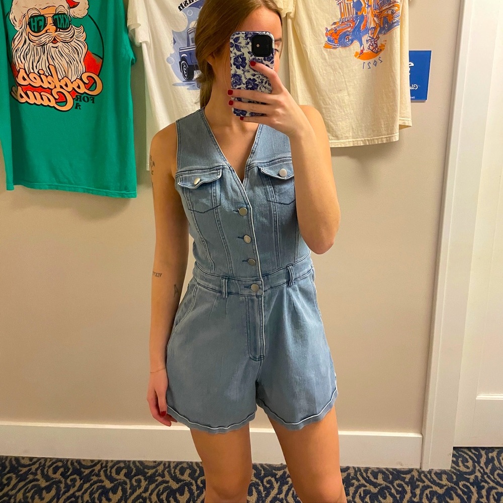 Medium size romper